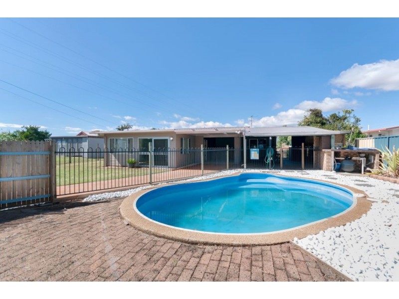10 Coral Close, Woree QLD 4868