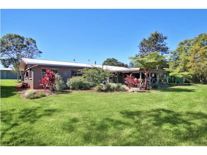 166 McLeish Road, Lake Eacham QLD 4884
