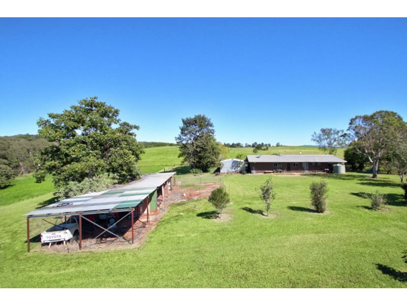 166 McLeish Road, Lake Eacham QLD 4884