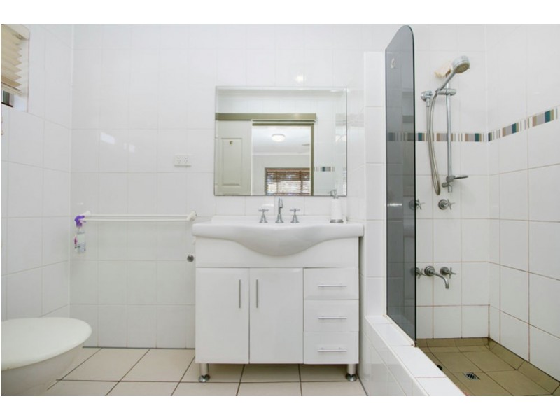 166 McLeish Road, Lake Eacham QLD 4884