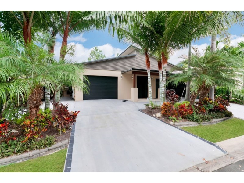 13 Sennfeld Close, Palm Cove QLD 4879