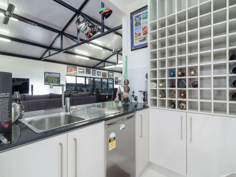 13 Sennfeld Close, Palm Cove QLD 4879