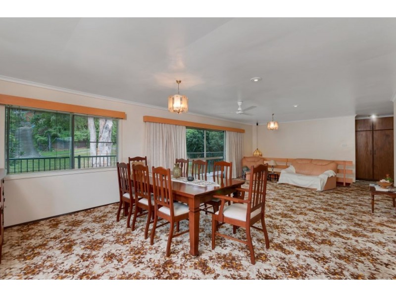 28 Ponticello Street, Whitfield QLD 4870