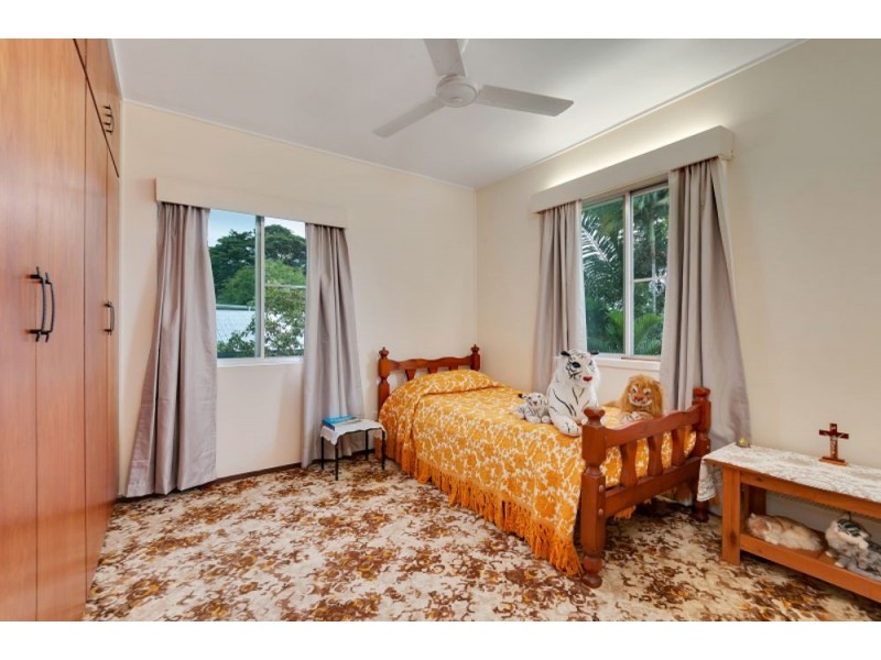 28 Ponticello Street, Whitfield QLD 4870