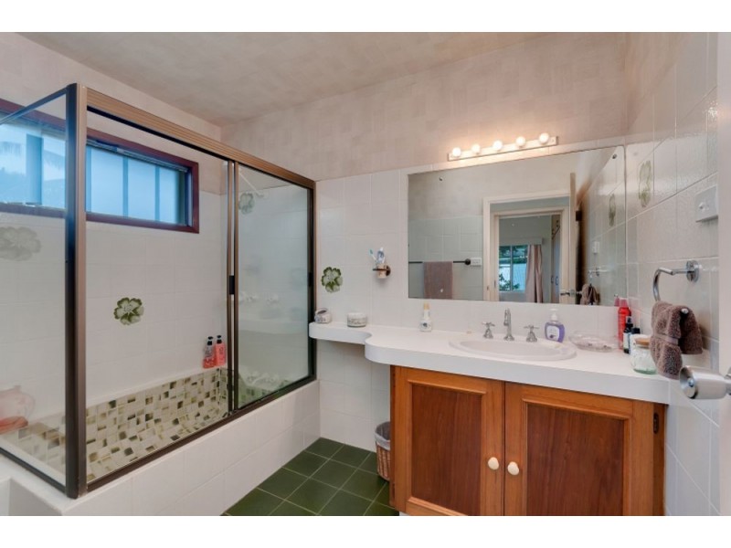 28 Ponticello Street, Whitfield QLD 4870