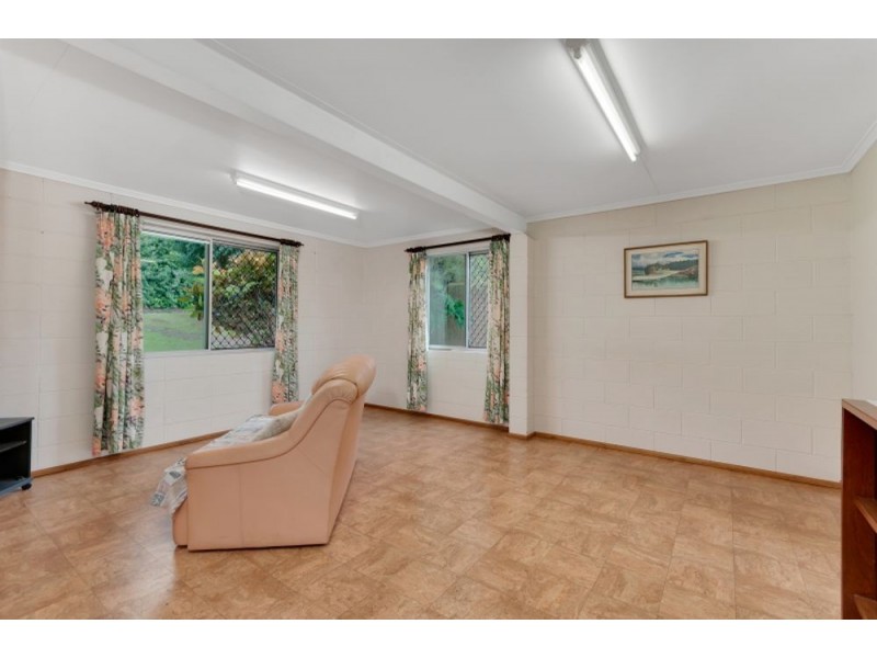 28 Ponticello Street, Whitfield QLD 4870