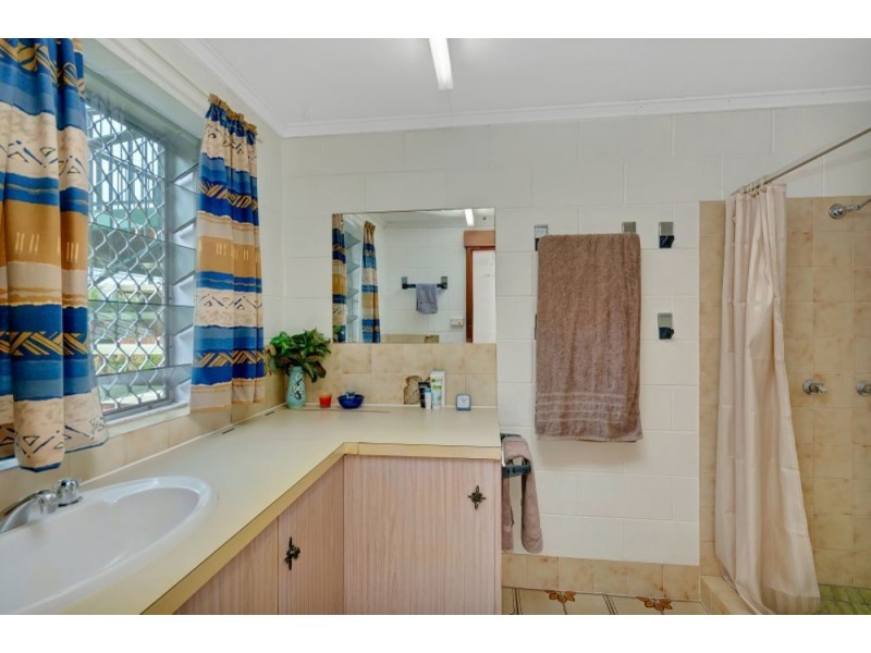 28 Ponticello Street, Whitfield QLD 4870