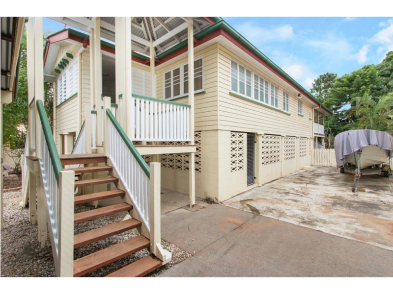 116 Cairns Street, Cairns North QLD 4870