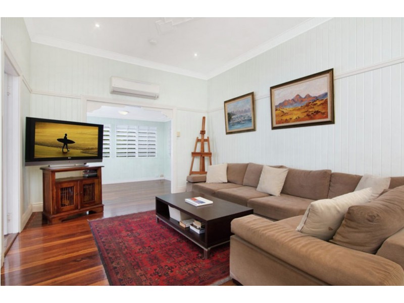 116 Cairns Street, Cairns North QLD 4870