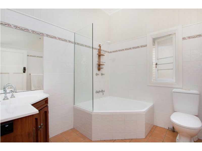 116 Cairns Street, Cairns North QLD 4870