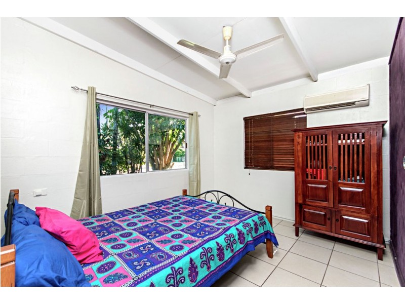 36 Yurongi Street, Caravonica QLD 4878