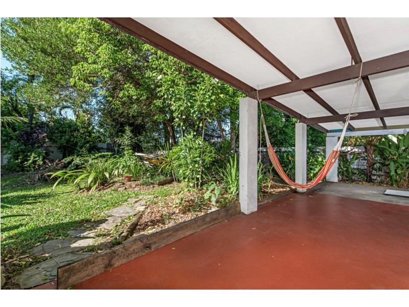 36 Yurongi Street, Caravonica QLD 4878