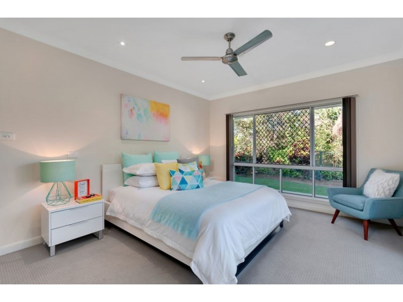 11 West Parkridge Drive, Brinsmead QLD 4870