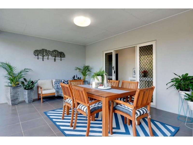 11 West Parkridge Drive, Brinsmead QLD 4870
