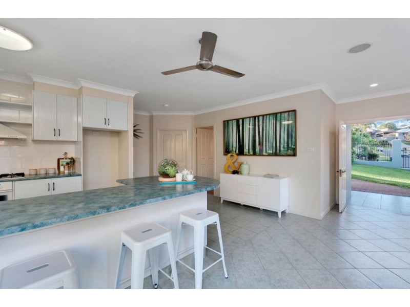 11 West Parkridge Drive, Brinsmead QLD 4870