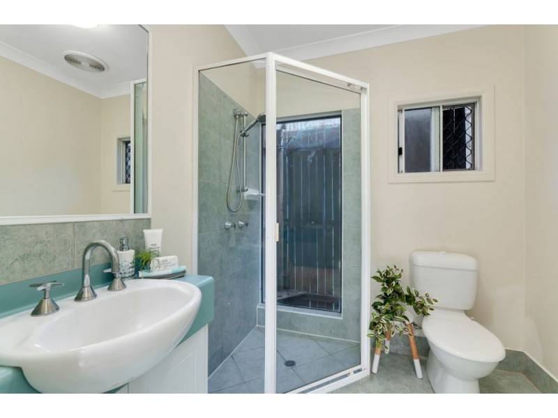11 West Parkridge Drive, Brinsmead QLD 4870