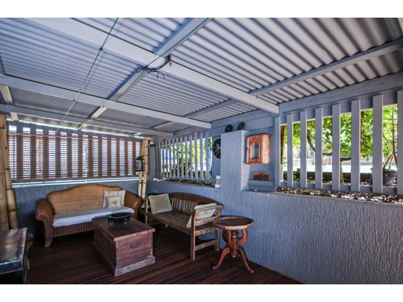 6 Baway Close, Caravonica QLD 4878