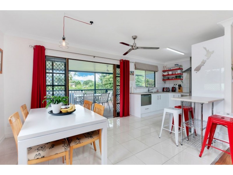 259 Pease Street, Edge Hill QLD 4870