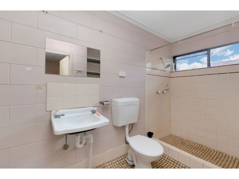 33/6 HECTOR CLOSE, Westcourt QLD 4870