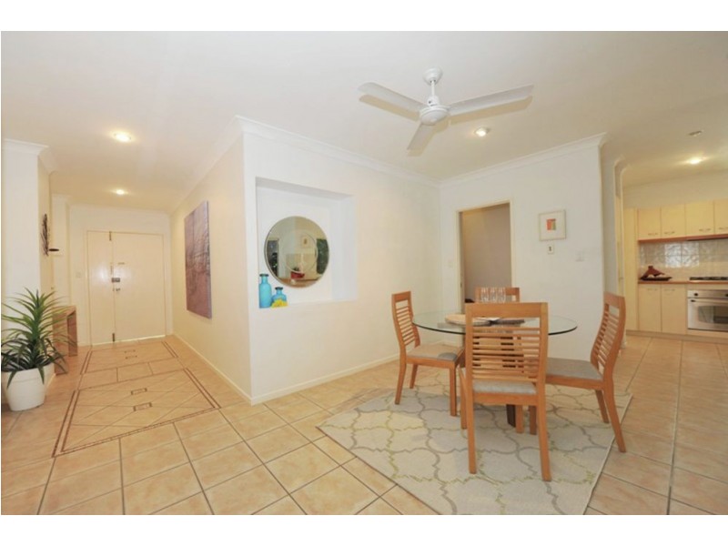 4/12 Murchison Street, Whitfield QLD 4870