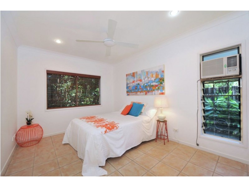 4/12 Murchison Street, Whitfield QLD 4870