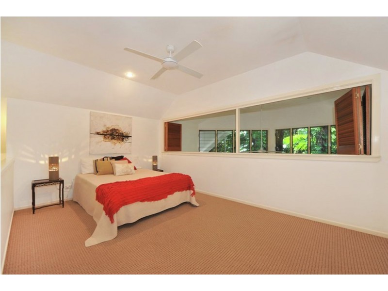 4/12 Murchison Street, Whitfield QLD 4870