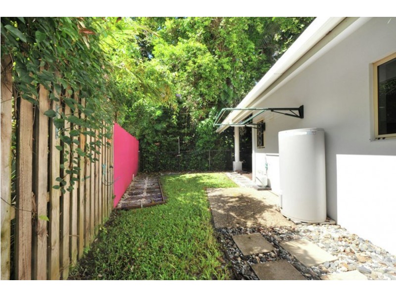 4/12 Murchison Street, Whitfield QLD 4870
