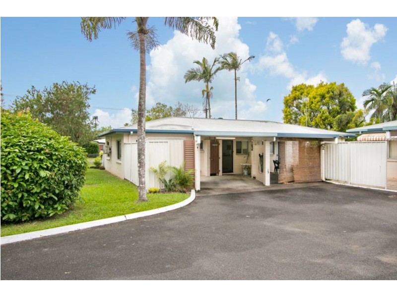 1/473 McCoombe Street, Mooroobool QLD 4870