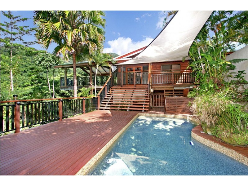 304 Toogood Road, Bayview Heights QLD 4868