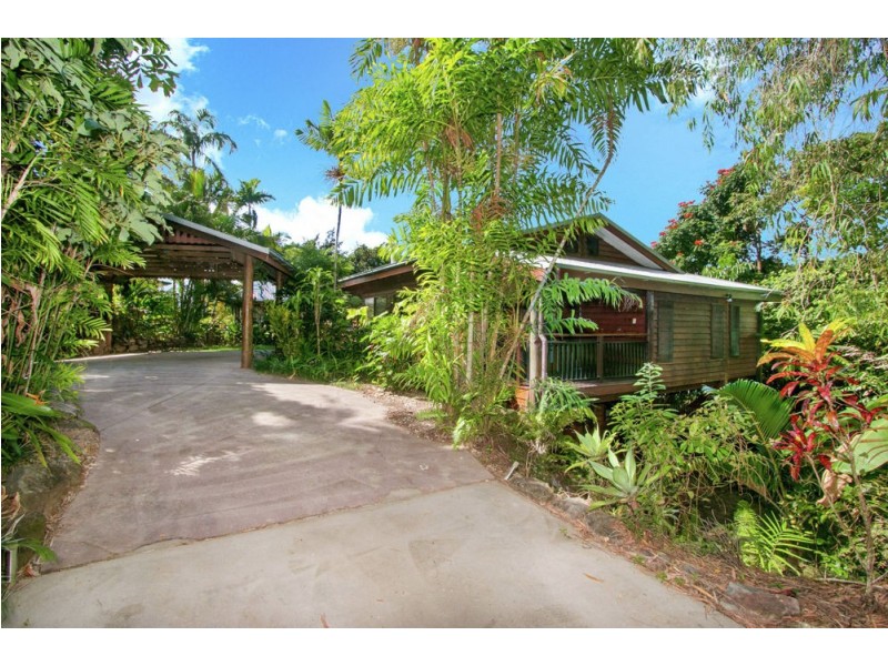 304 Toogood Road, Bayview Heights QLD 4868