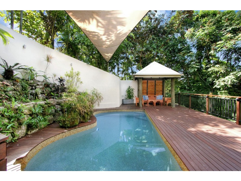 304 Toogood Road, Bayview Heights QLD 4868