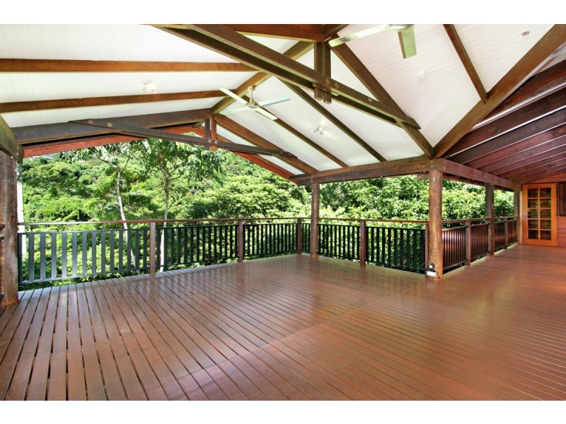 304 Toogood Road, Bayview Heights QLD 4868