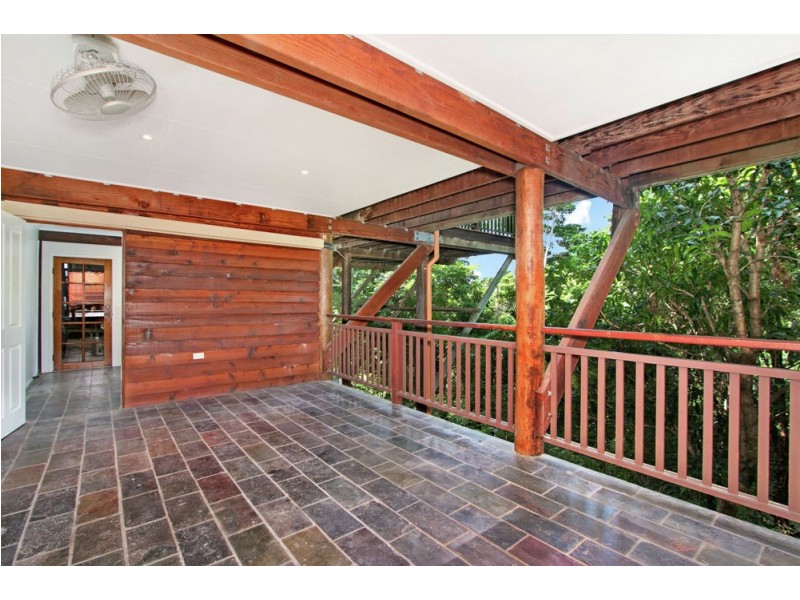 304 Toogood Road, Bayview Heights QLD 4868