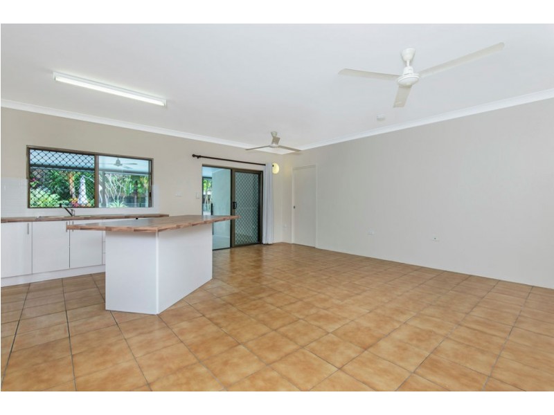 12 Volute Close, Trinity Beach QLD 4879