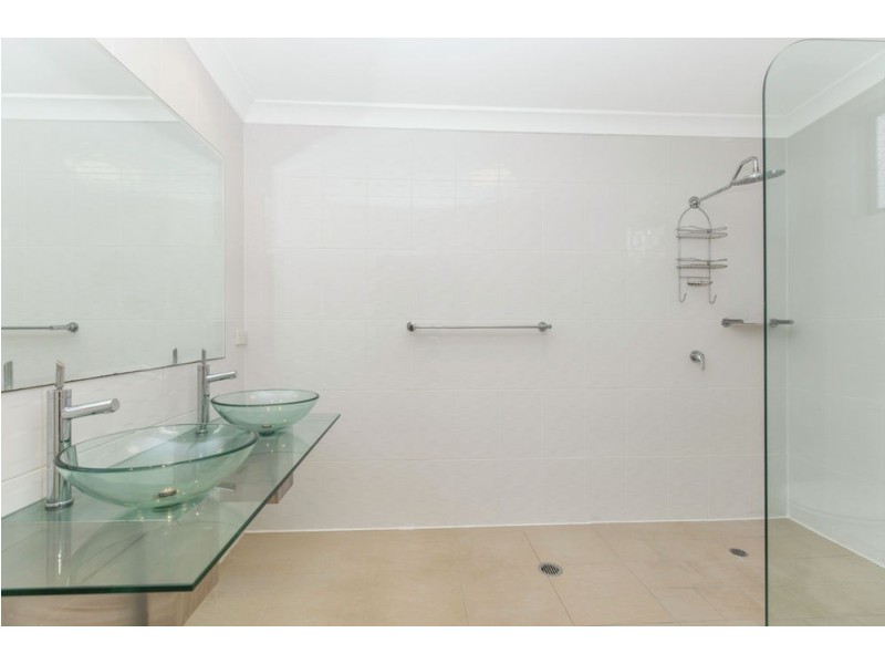 12 Volute Close, Trinity Beach QLD 4879