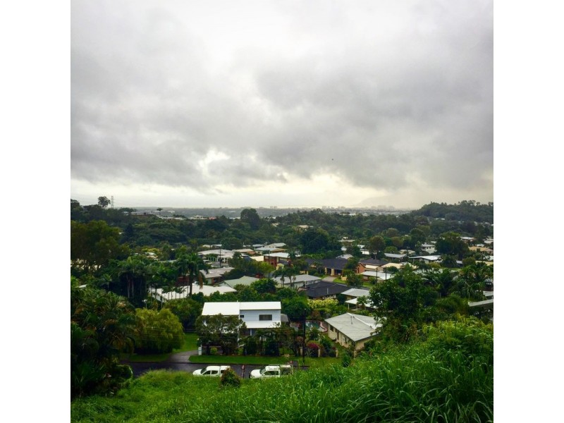 33 Kenneth Street, Bayview Heights QLD 4868