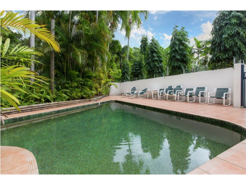 5/6 Deauville Close, Yorkeys Knob QLD 4878