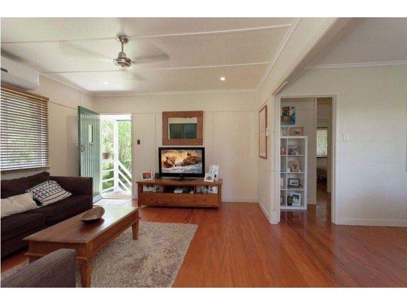 14-16 Watson Street, Earlville QLD 4870