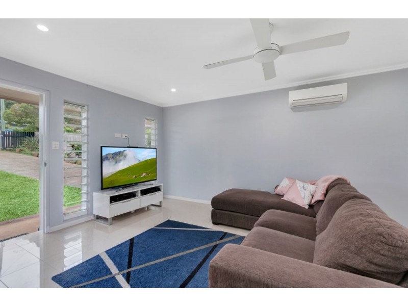 6 Nina Close, Smithfield QLD 4878