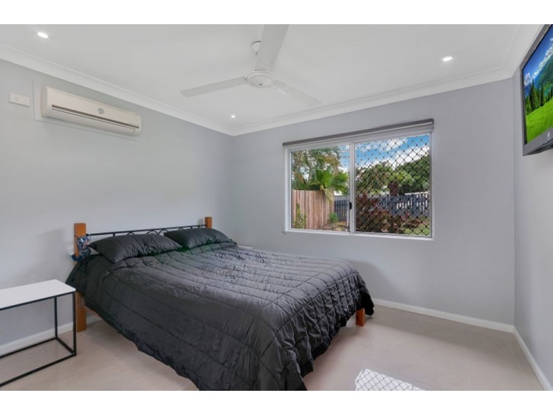 6 Nina Close, Smithfield QLD 4878