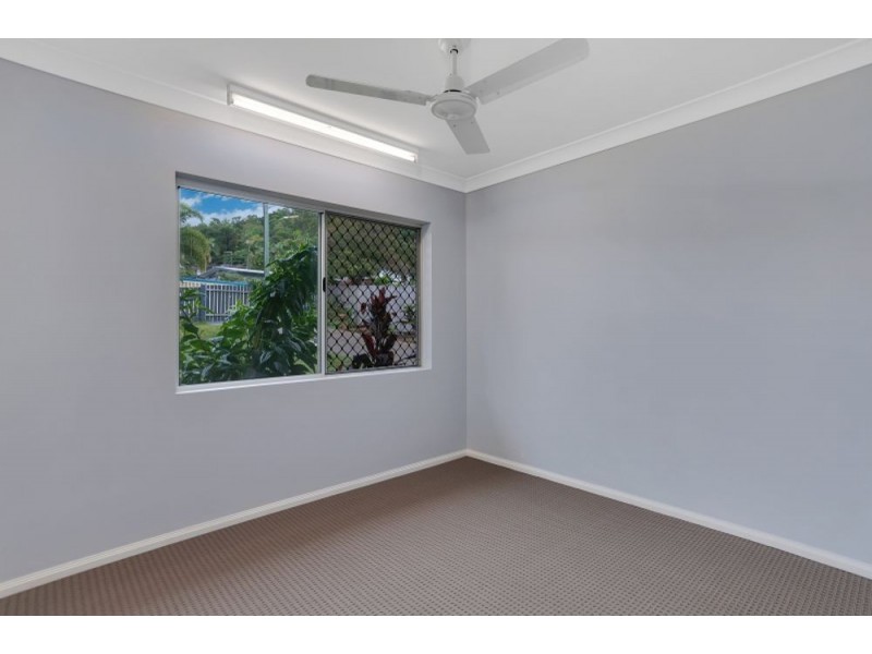 6 Nina Close, Smithfield QLD 4878