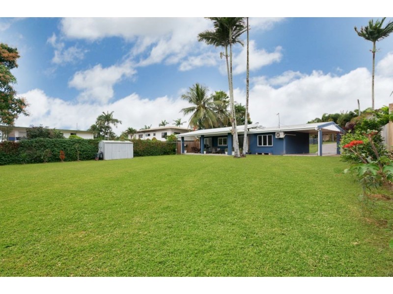 6 Nina Close, Smithfield QLD 4878
