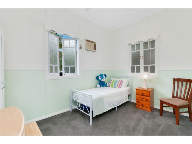 28 Hodel Street, Whitfield QLD 4870