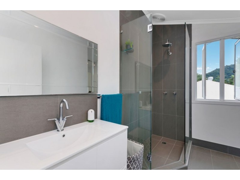 28 Hodel Street, Whitfield QLD 4870