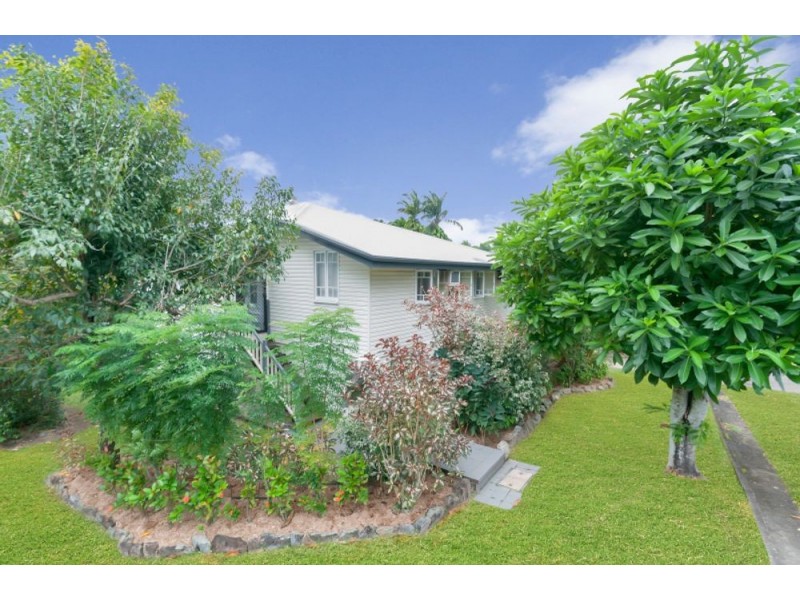 28 Hodel Street, Whitfield QLD 4870