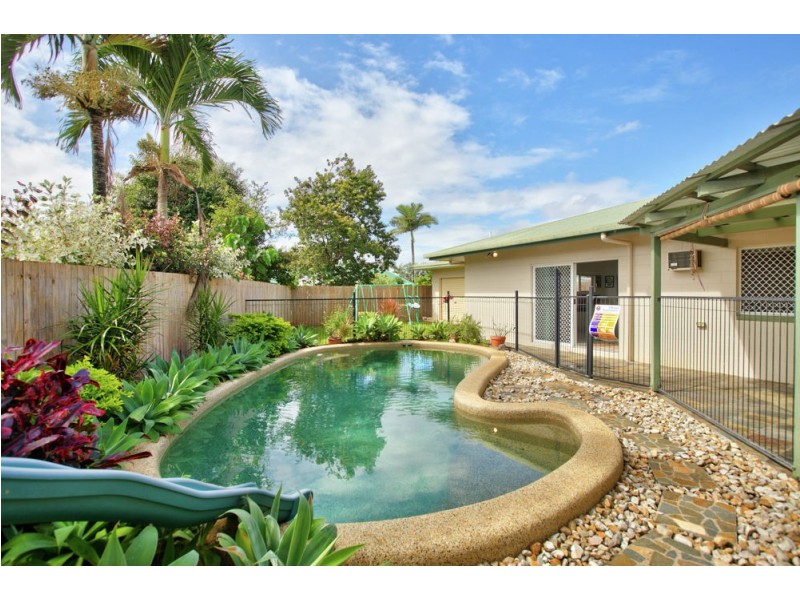 50 Resolution Drive, Bentley Park QLD 4869