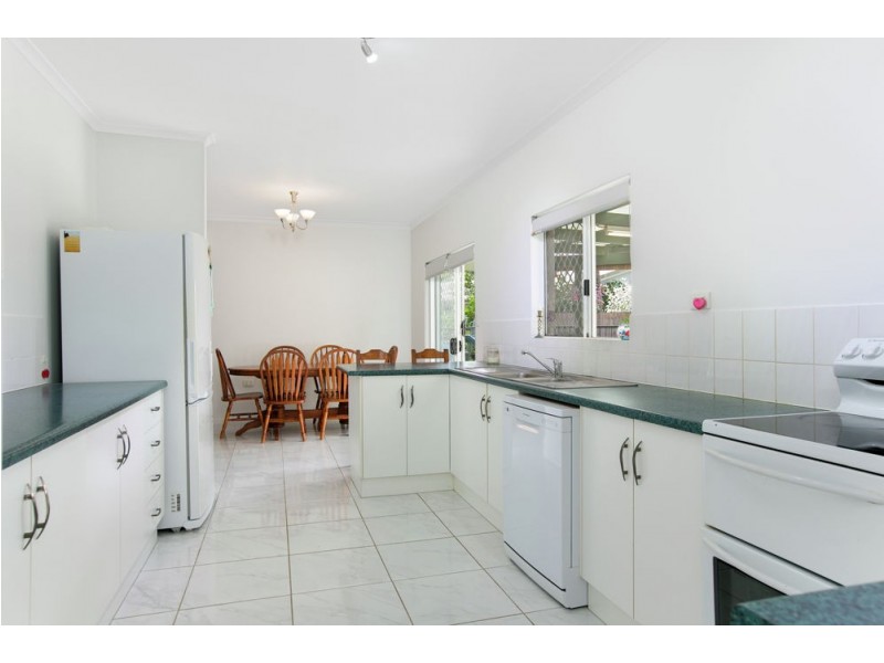 50 Resolution Drive, Bentley Park QLD 4869
