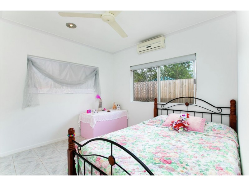 50 Resolution Drive, Bentley Park QLD 4869