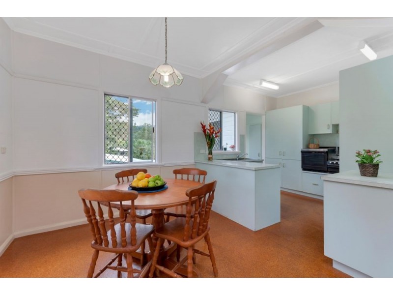 1 Gummow Close, Whitfield QLD 4870