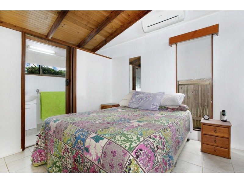 30 Shannon Drive, Woree QLD 4868